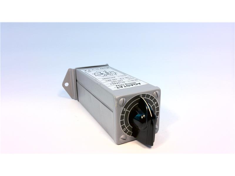 TE CONNECTIVITY 2112A4SJ