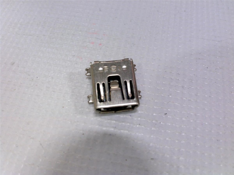 AMPHENOL 10033526N3212