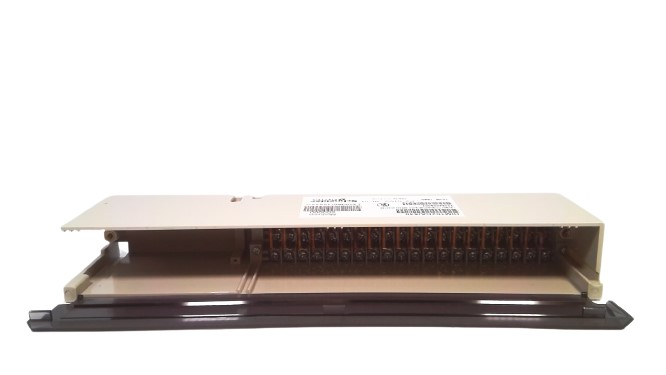 SCHNEIDER ELECTRIC HIM102DAI540