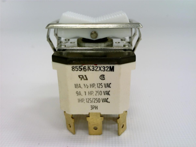 EATON CORPORATION 8556K32X32M