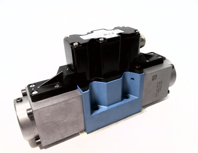 EATON CORPORATION KBDG4V-5-2C50N-Z-M1-PE7H7-11