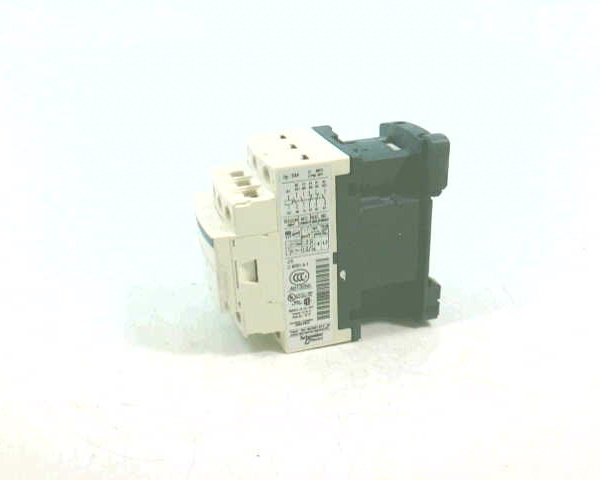 SCHNEIDER ELECTRIC CAD32E7