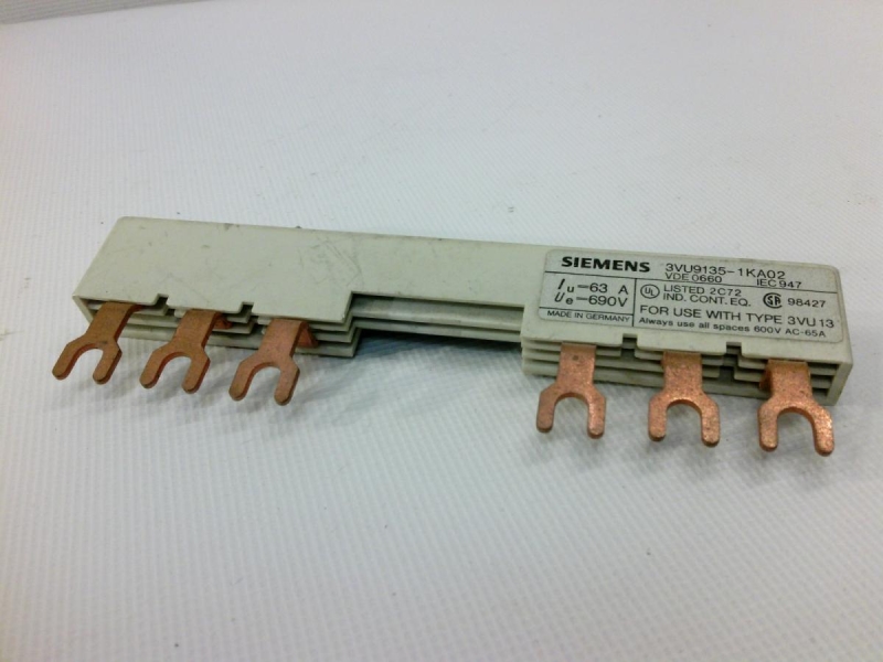 3VU9135-1KA02 by SIEMENS