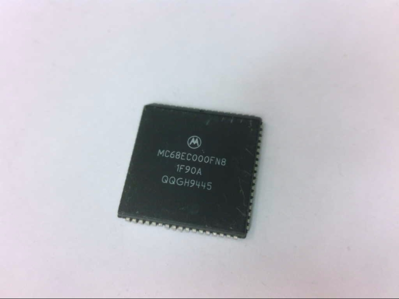 MC68EC000FN8 by NXP SEMICONDUCTOR