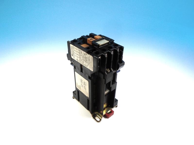 SCHNEIDER ELECTRIC CA2DN240BA65