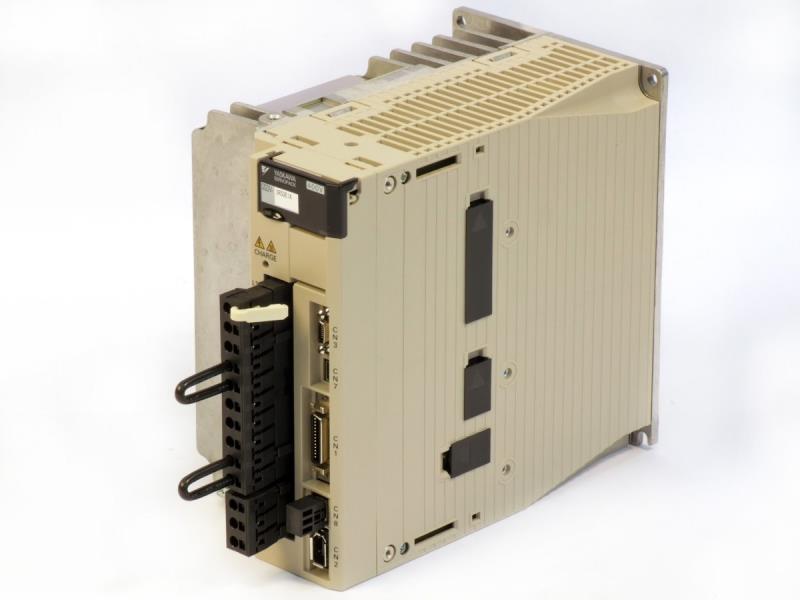 SGDV-3R5DE1A by OMRON