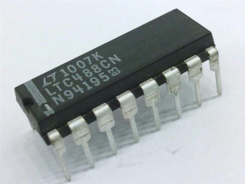 ANALOG DEVICES LTC488CN