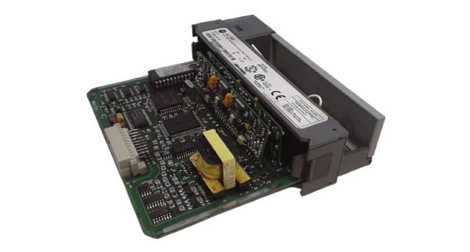 ALLEN BRADLEY 1746-INT4