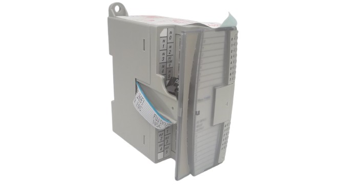 ALLEN BRADLEY 1762-IQ8OW6