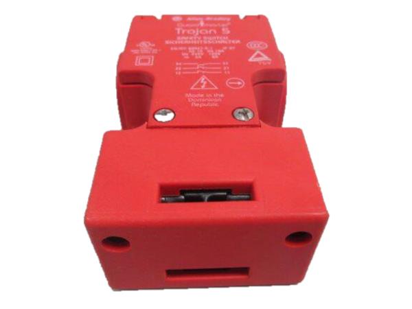 ALLEN BRADLEY 440K-T11256