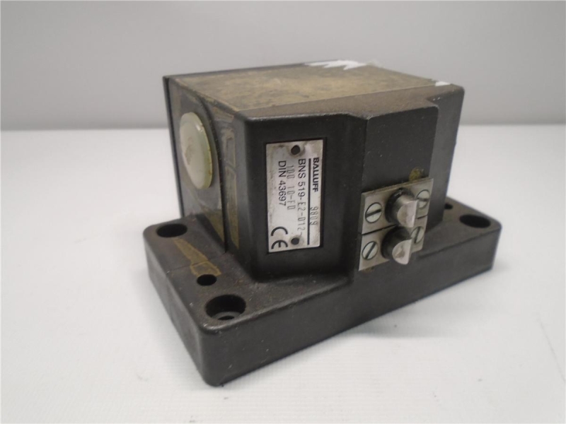 BALLUFF BNS-519-E2-D12-100-10-FD