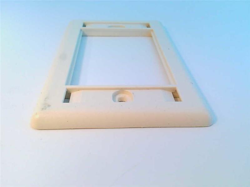 TE CONNECTIVITY 1339118-1