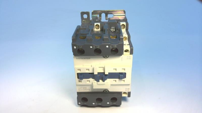 SCHNEIDER ELECTRIC LC1D40K7