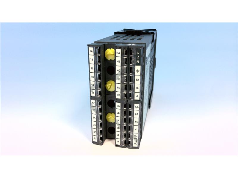 INVENSYS 2408/CC/VH/H8/XX/XX/XX/FE/RS/ENG/XXXXX/XXXXXX