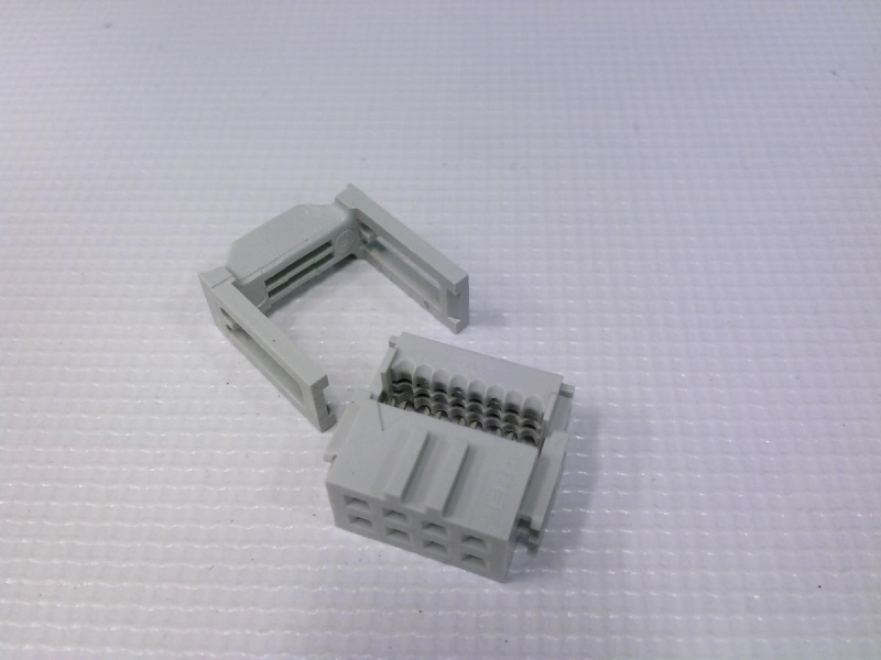 AMPHENOL 71600-008LF