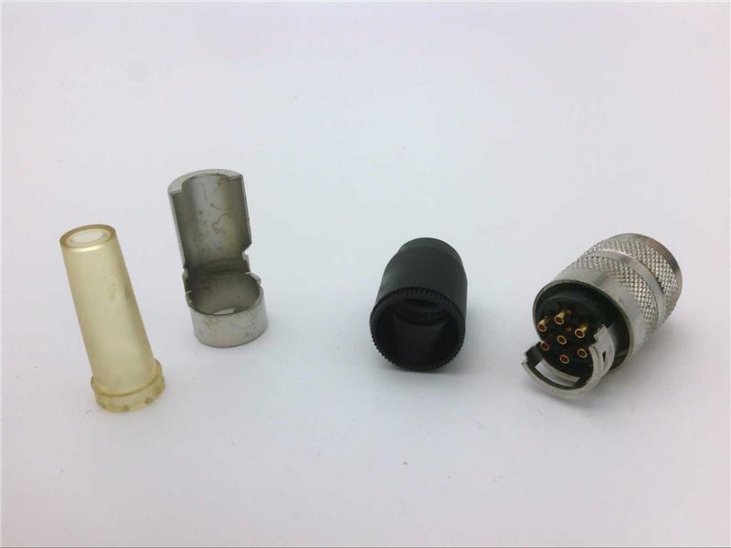 AMPHENOL T3475018