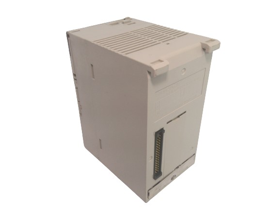 OMRON C200HG-CPU43-E+C200HW-COM04-EV1