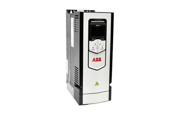 ASEA BROWN BOVERI ACS880-01-11A0-5+E202