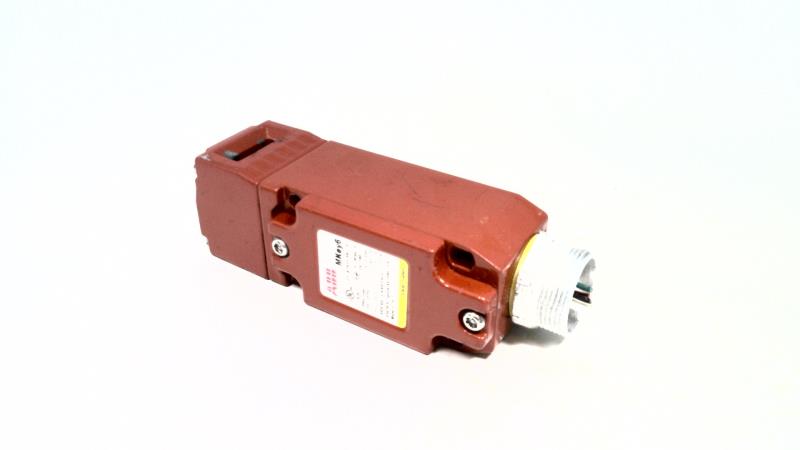 2TLA050005R1030 by ASEA BROWN BOVERI