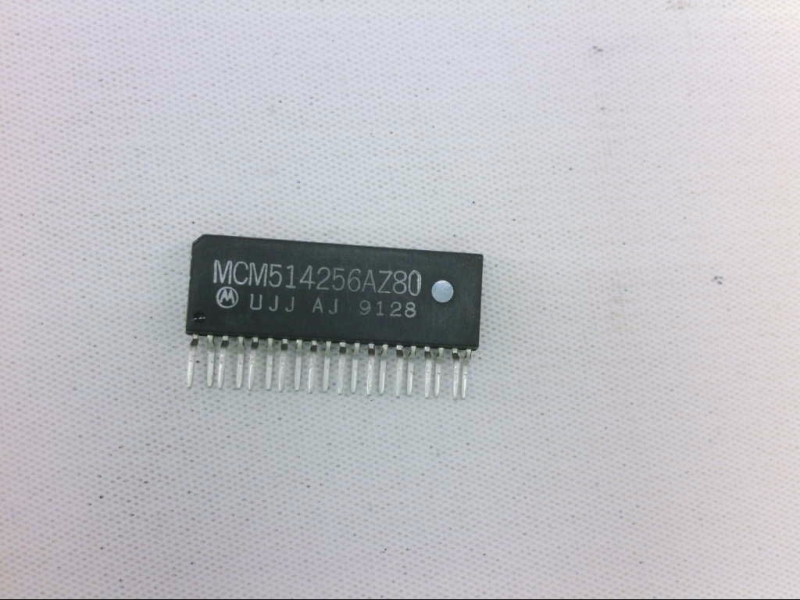 NXP SEMICONDUCTOR MCM514256AZ80