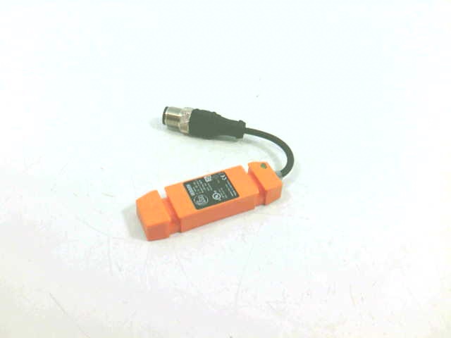 EFECTOR I8-3020-BPKG/DY/0,09M/US100DPS-I85009