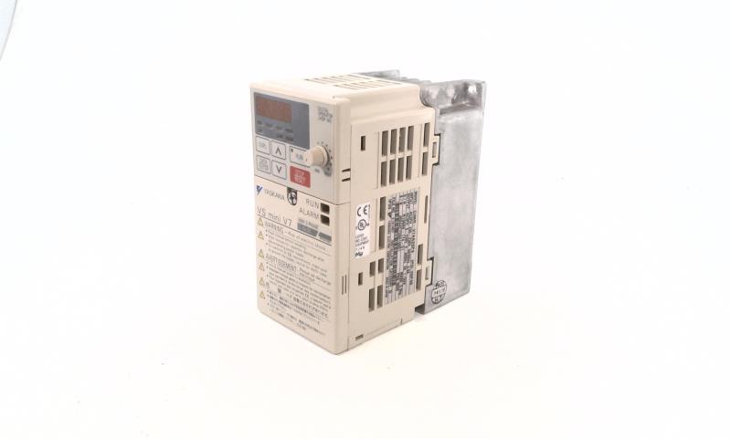 YASKAWA ELECTRIC CIMR-V7AA20P4