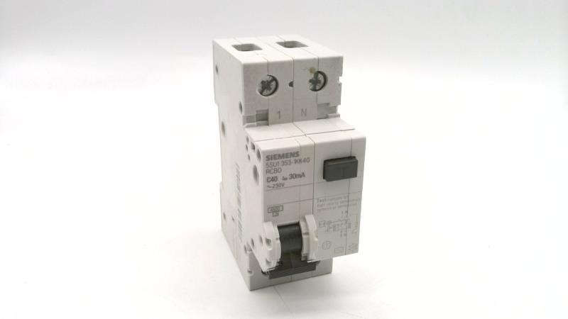 SIEMENS 5SU1353-1KK40