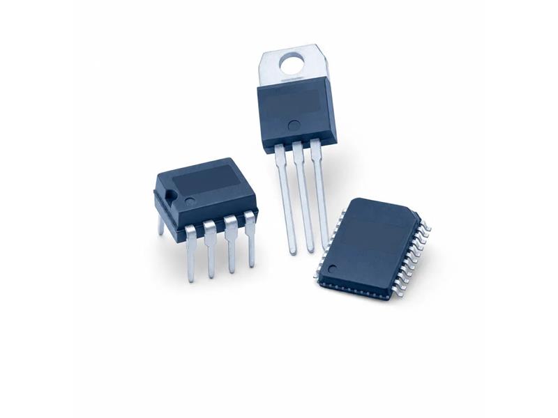 TEXAS INSTRUMENTS SEMI OPA2132UAE4