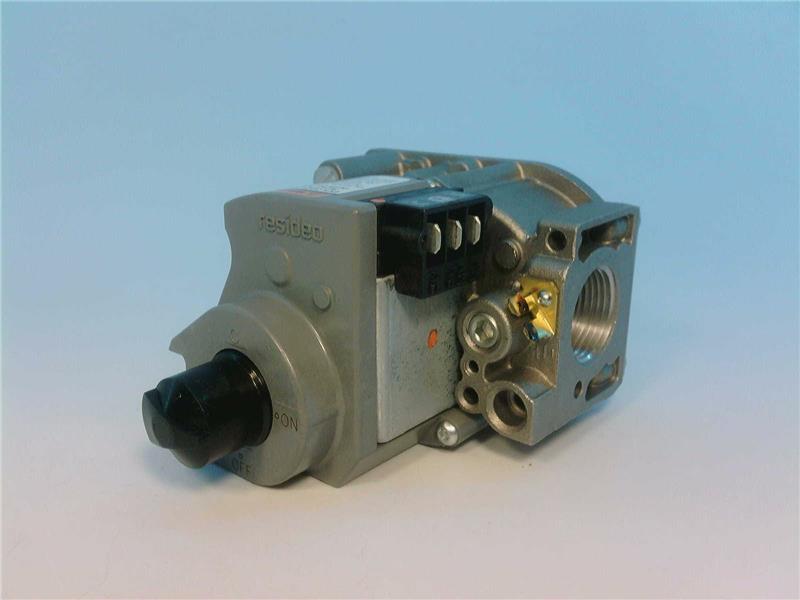 100208601 by LOCHINVAR