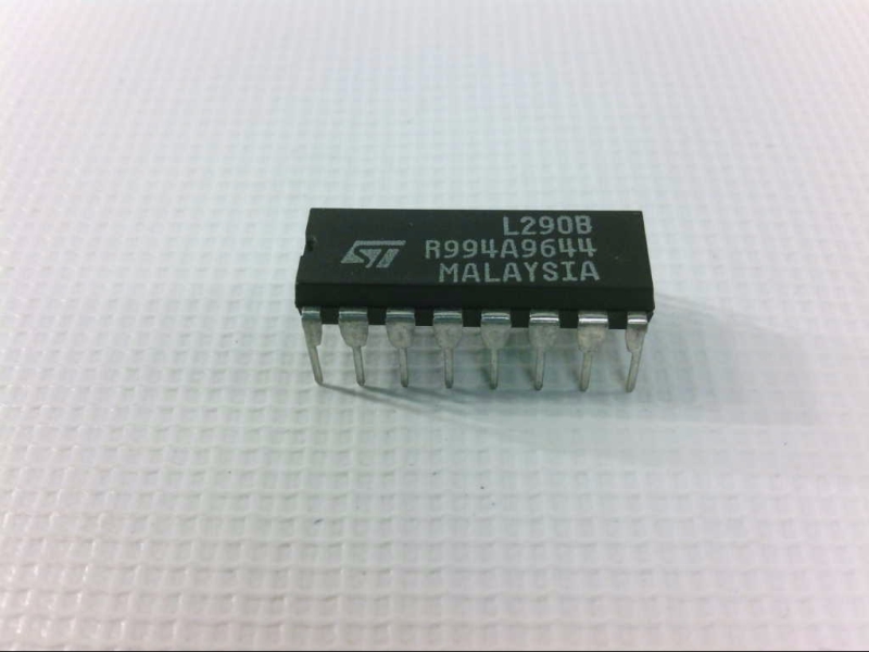 ST MICRO L290B