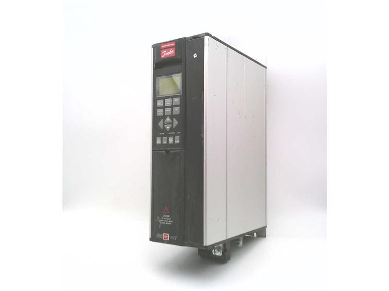 DANFOSS VLT5008-P-T5-B20-SB-R0-DL-F00-A00-C0