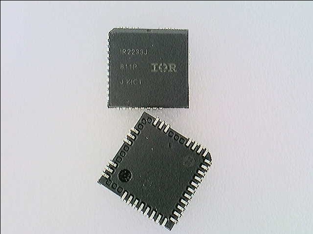 INFINEON IR2233JPBF