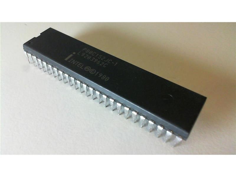 INTEL P80C152JC-1