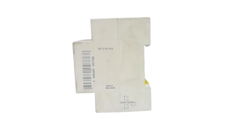 SCHNEIDER ELECTRIC A9A15306