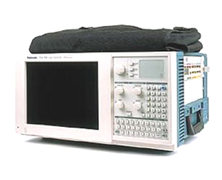 TEKTRONIX TLA704