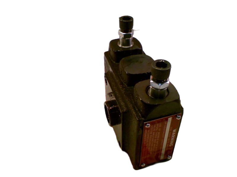 942155 by EATON CORPORATION