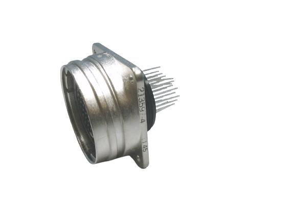 TE CONNECTIVITY 213597-4