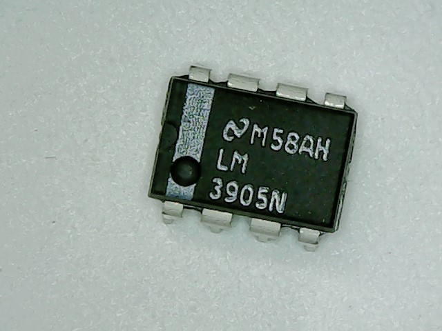 NXP SEMICONDUCTOR LM3905N