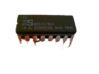 NXP SEMICONDUCTOR 82S23-BEA