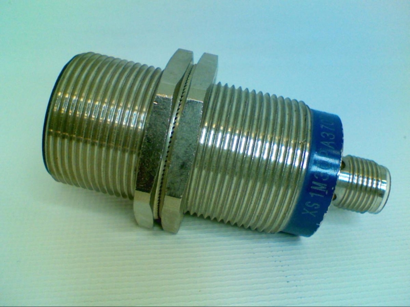 SCHNEIDER ELECTRIC XS1-M30PA370D