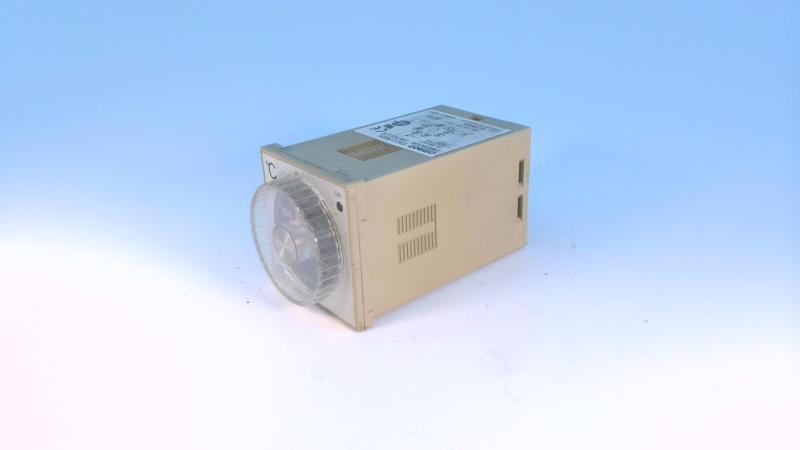 OMRON E5C2-R20K AC100-120 0-400