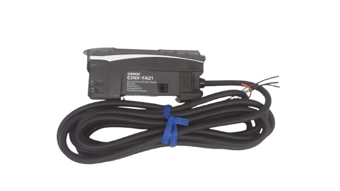 OMRON E3NX-FA21 2M