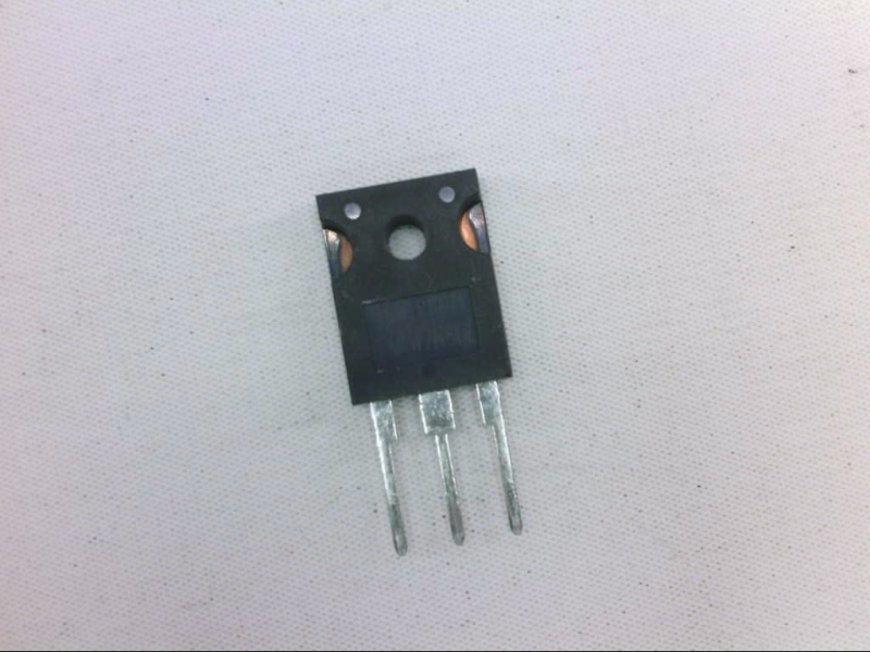 NXP SEMICONDUCTOR MTW7N80E