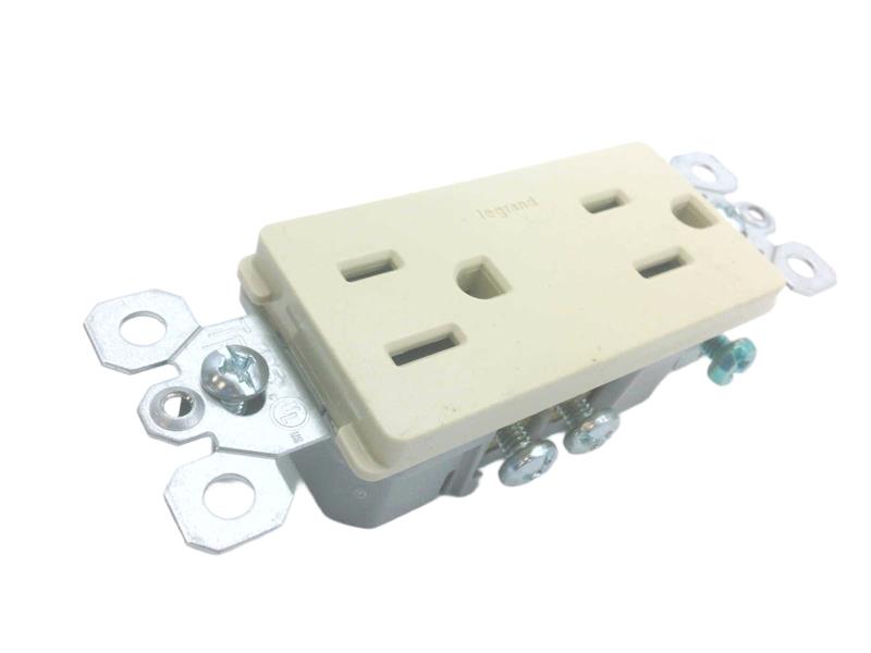 LEGRAND 885TRI