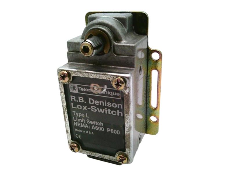 L100WS1PF1 by SCHNEIDER ELECTRIC