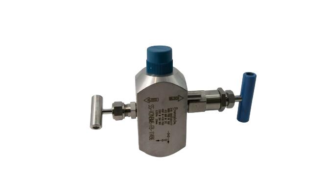 SS-V2NBM8-F8-11486 by SWAGELOK