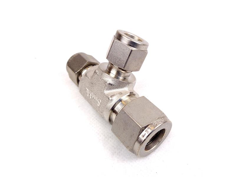 SWAGELOK SS-810-3-6-6