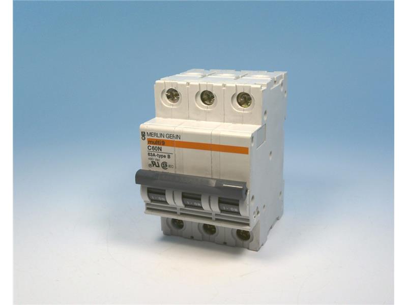 SCHNEIDER ELECTRIC MULTI9C60N63A