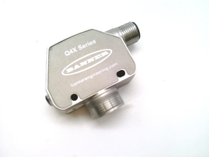 BANNER ENGINEERING Q4XTBCOD300-Q8