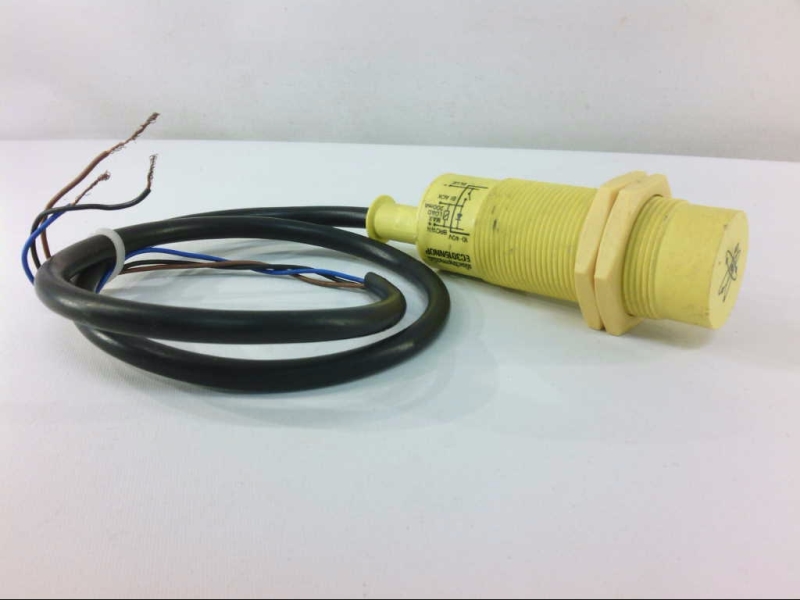 EC3015NNOP by CARLO GAVAZZI